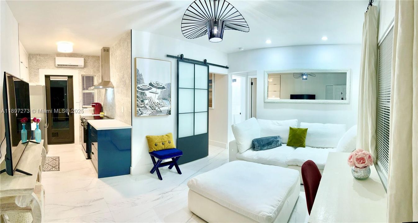 For Rent: $2,850 (2 beds, 1 baths, 750 Square Feet)