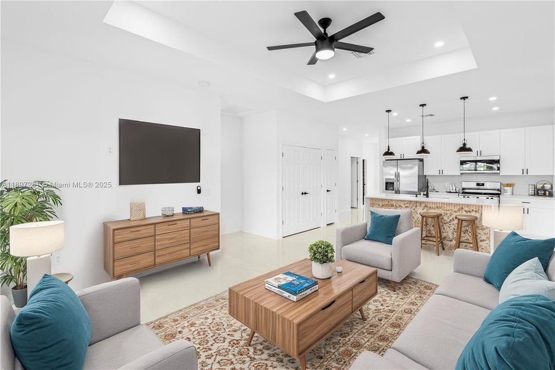 For Sale: $309,900 (3 beds, 2 baths, 1410 Square Feet)