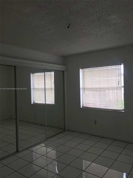 Недавно арендовано: $2,100 (2 спален, 1 ванн, 871 Квадратных фут)