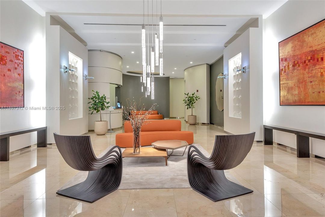 For Sale: $545,000 (2 beds, 2 baths, 1467 Square Feet)