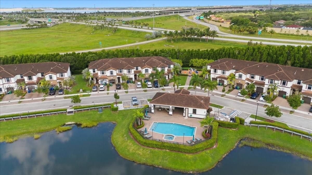 Active With Contract: $579,900 (5 beds, 2 baths, 1921 Square Feet)