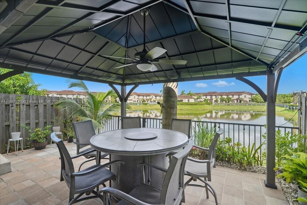 Active With Contract: $579,900 (5 beds, 2 baths, 1921 Square Feet)