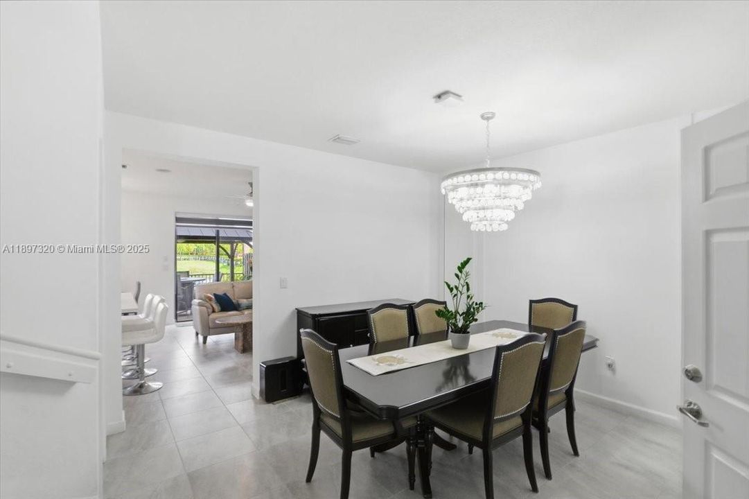 Active With Contract: $579,900 (5 beds, 2 baths, 1921 Square Feet)