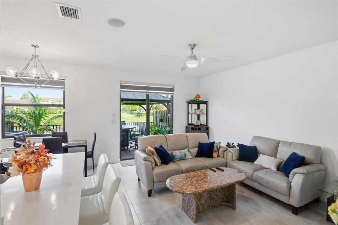 Active With Contract: $579,900 (5 beds, 2 baths, 1921 Square Feet)