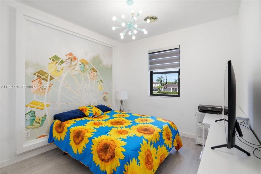 Active With Contract: $579,900 (5 beds, 2 baths, 1921 Square Feet)