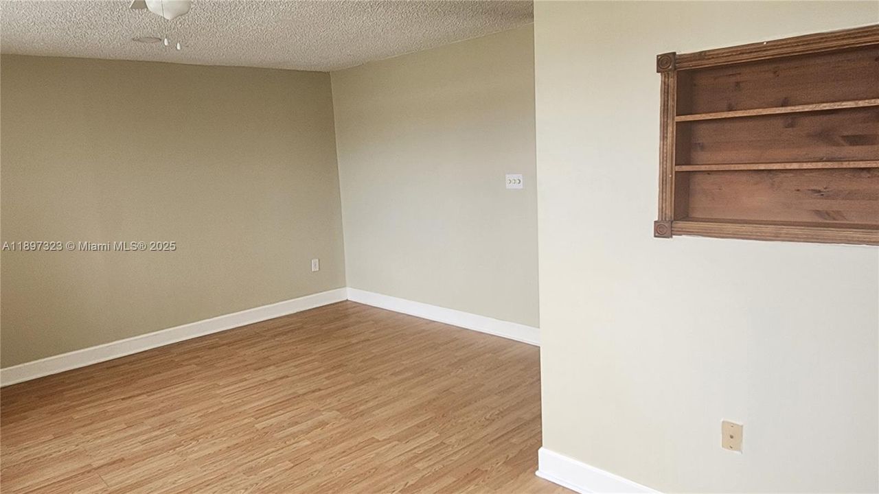 For Rent: $3,900 (4 beds, 3 baths, 2613 Square Feet)