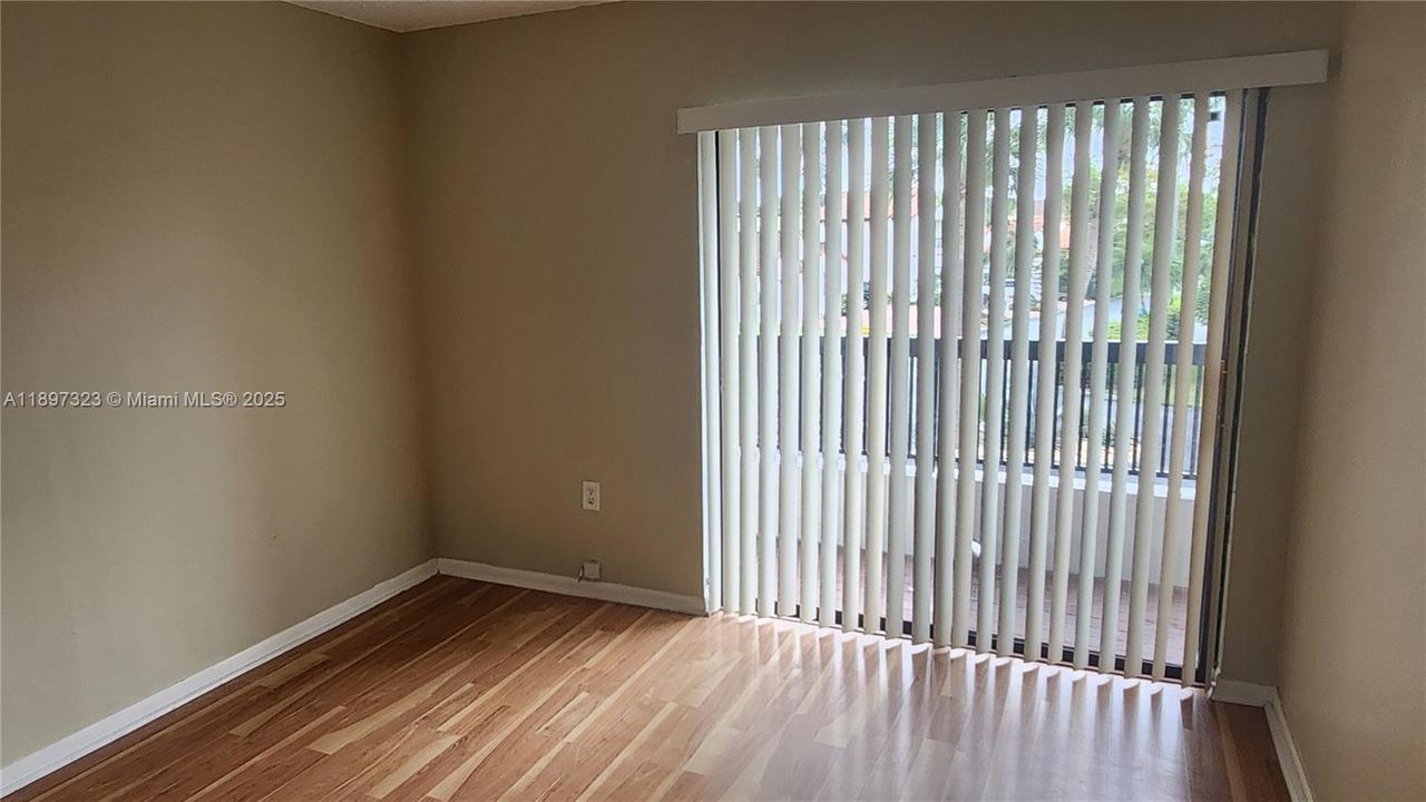 For Rent: $3,900 (4 beds, 3 baths, 2613 Square Feet)