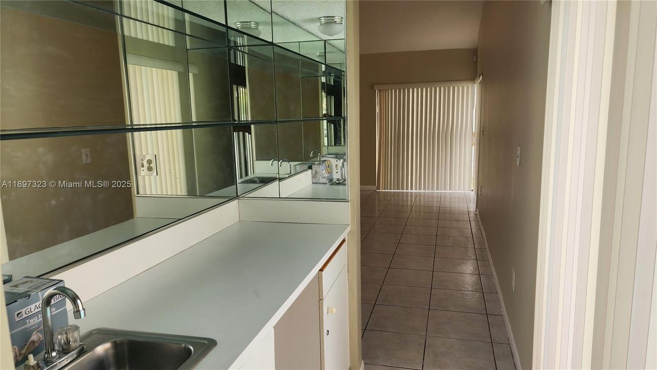 For Rent: $3,900 (4 beds, 3 baths, 2613 Square Feet)