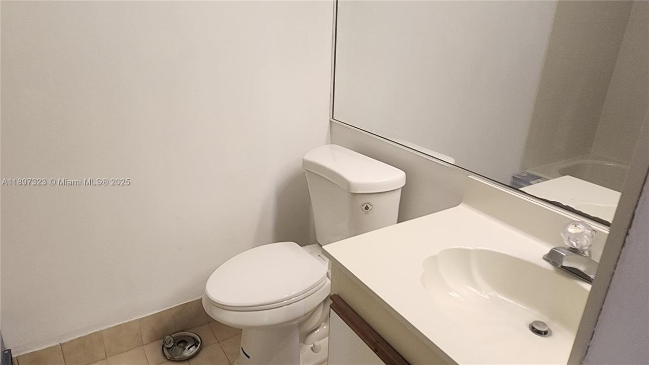 For Rent: $3,900 (4 beds, 3 baths, 2613 Square Feet)