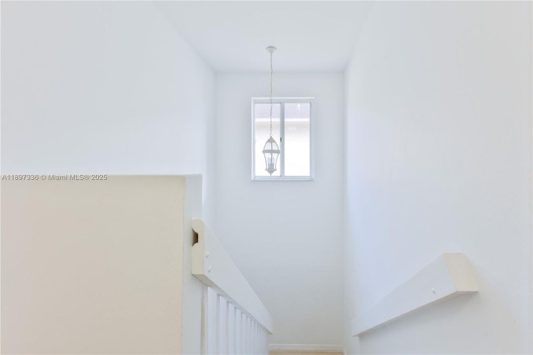 待售: $649,000 (3 贝兹, 3 浴室, 1425 平方英尺)