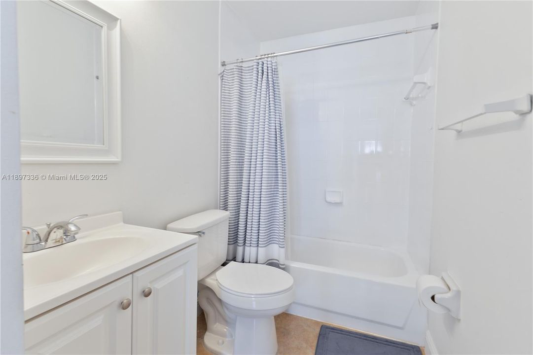 待售: $649,000 (3 贝兹, 3 浴室, 1425 平方英尺)