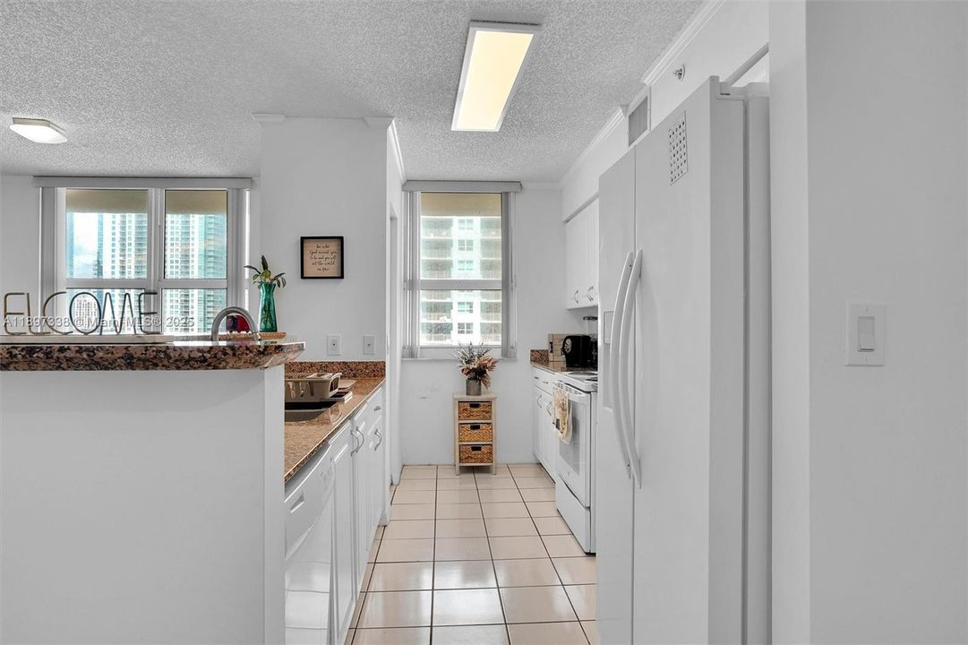 For Rent: $6,000 (3 beds, 2 baths, 1470 Square Feet)