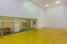 For Rent: $6,000 (3 beds, 2 baths, 1470 Square Feet)