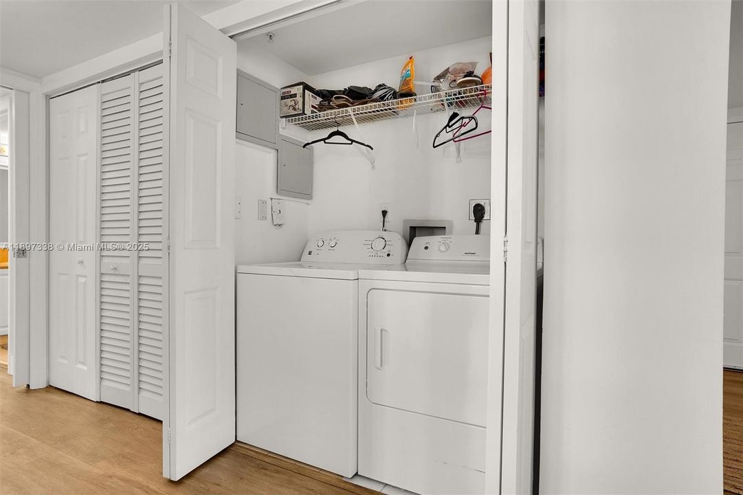 For Rent: $6,000 (3 beds, 2 baths, 1470 Square Feet)