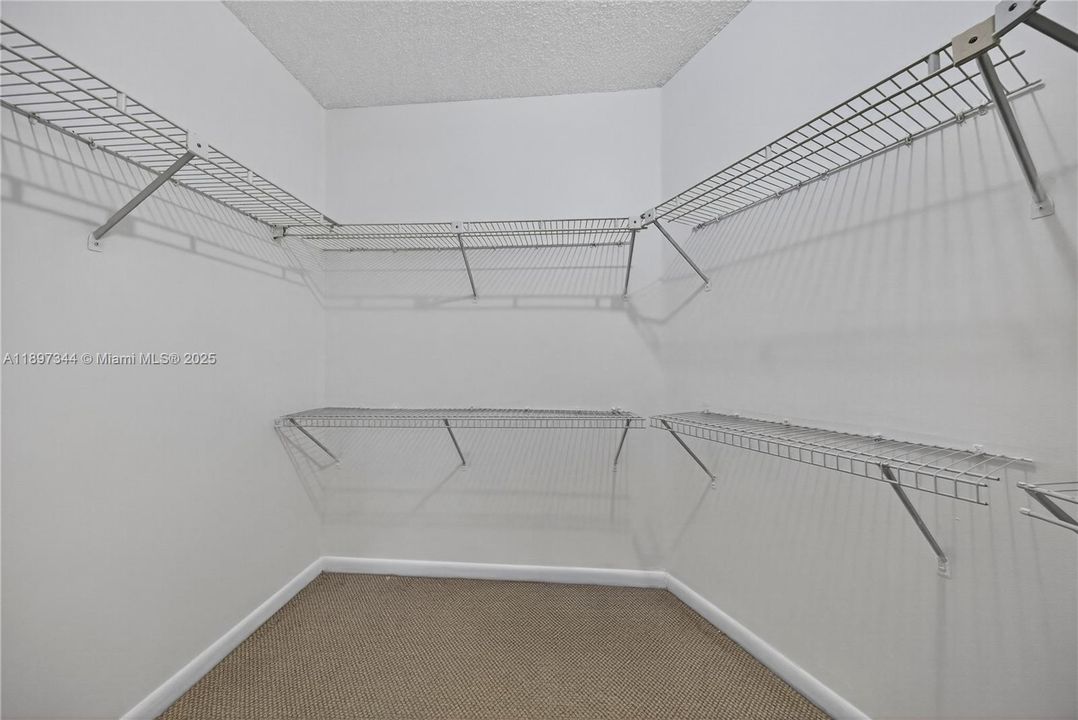 最近租的: $3,950 (3 贝兹, 2 浴室, 1546 平方英尺)