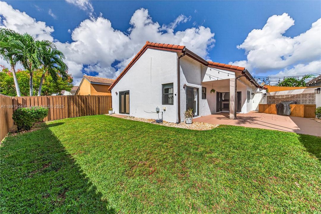 最近租的: $3,950 (3 贝兹, 2 浴室, 1546 平方英尺)