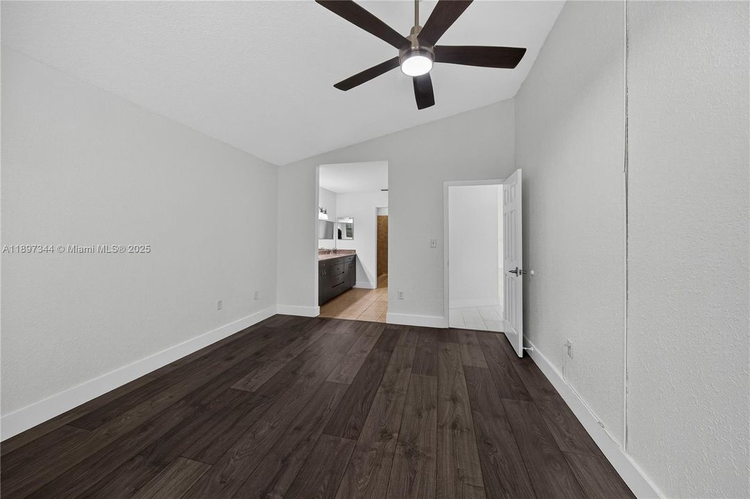 最近租的: $3,950 (3 贝兹, 2 浴室, 1546 平方英尺)