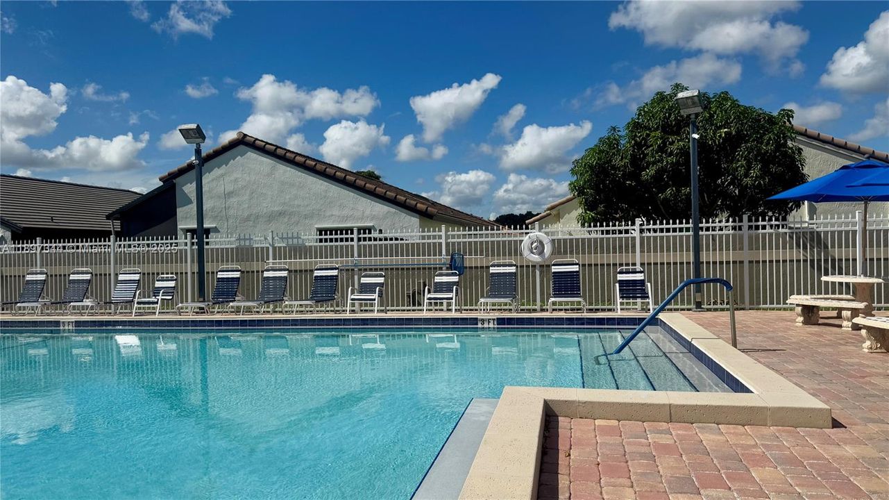 最近租的: $3,950 (3 贝兹, 2 浴室, 1546 平方英尺)