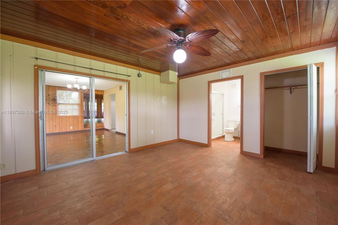 For Rent: $4,950 (3 beds, 3 baths, 3325 Square Feet)