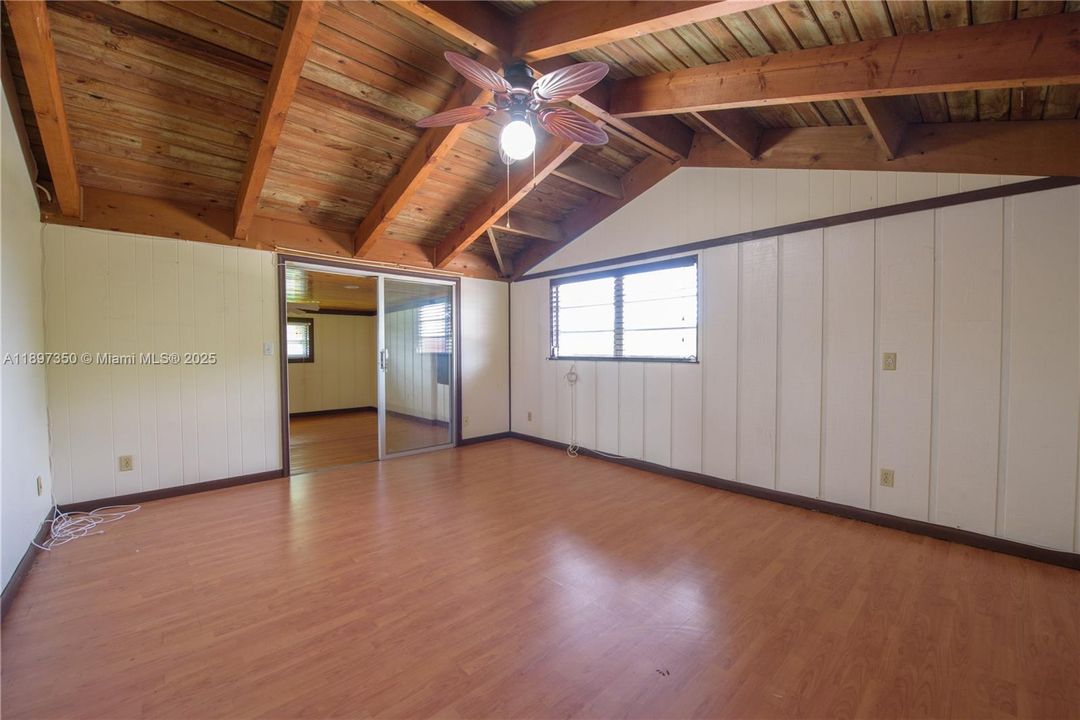 For Rent: $4,950 (3 beds, 3 baths, 3325 Square Feet)