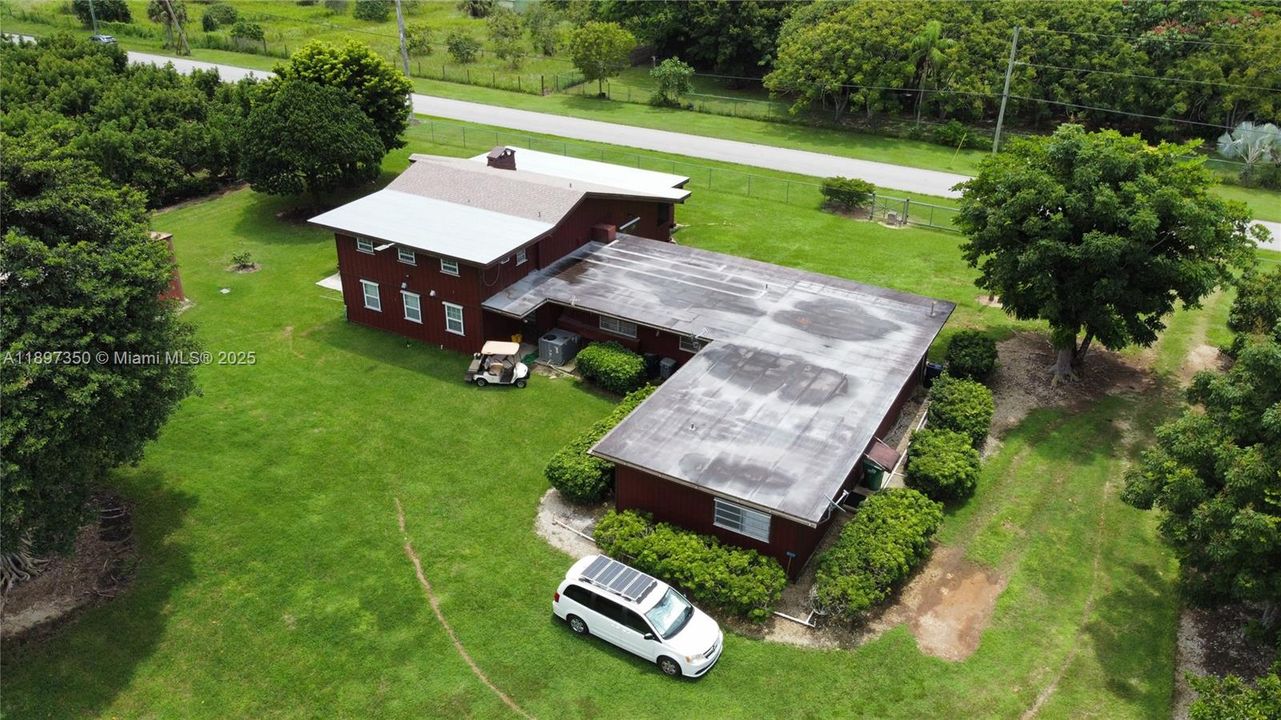 For Rent: $4,950 (3 beds, 3 baths, 3325 Square Feet)