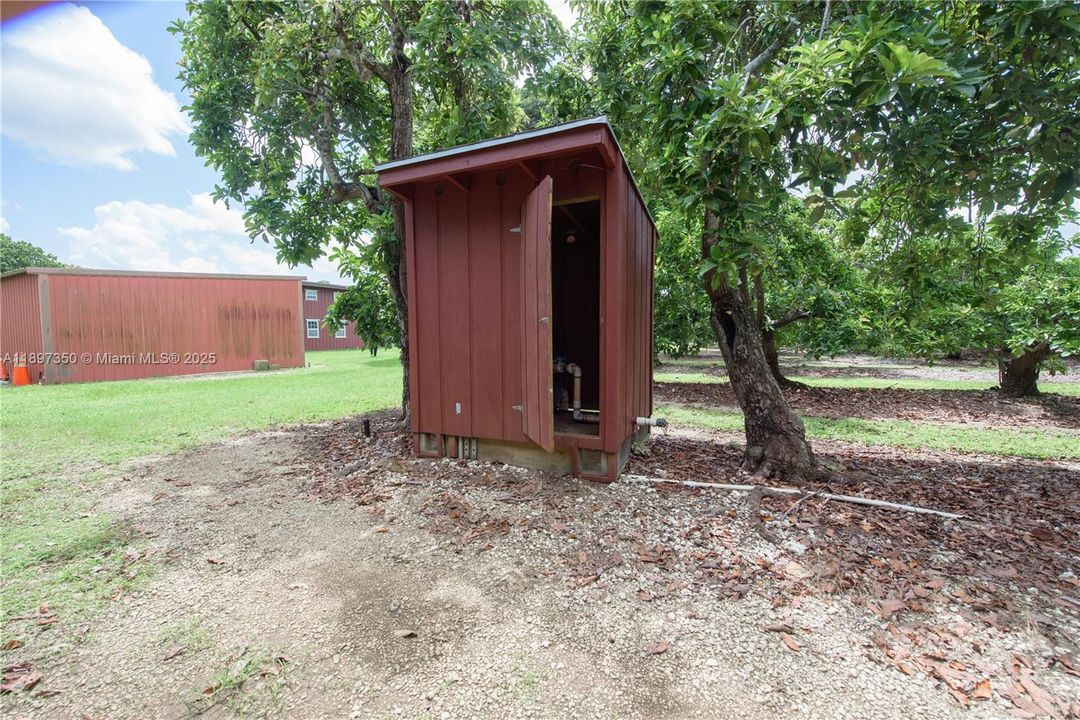 For Rent: $4,950 (3 beds, 3 baths, 3325 Square Feet)