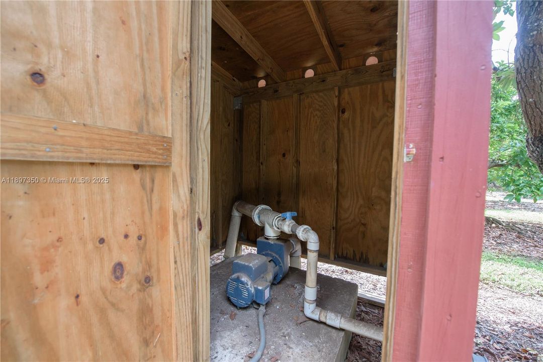 For Rent: $4,950 (3 beds, 3 baths, 3325 Square Feet)