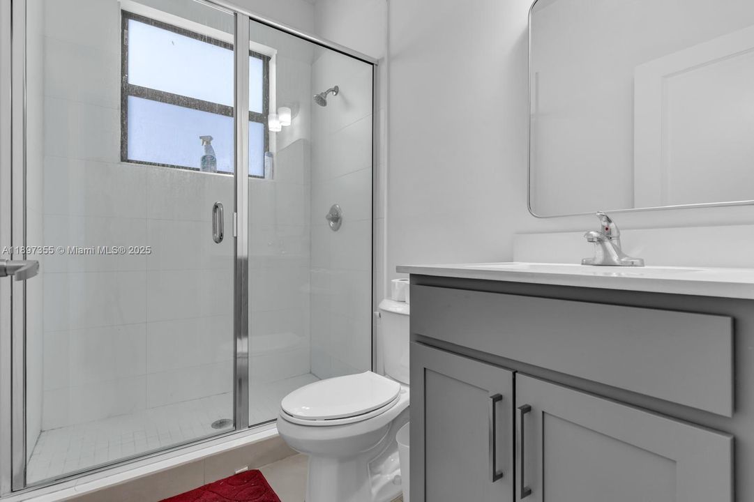 Active With Contract: $750,000 (4 beds, 3 baths, 2088 Square Feet)