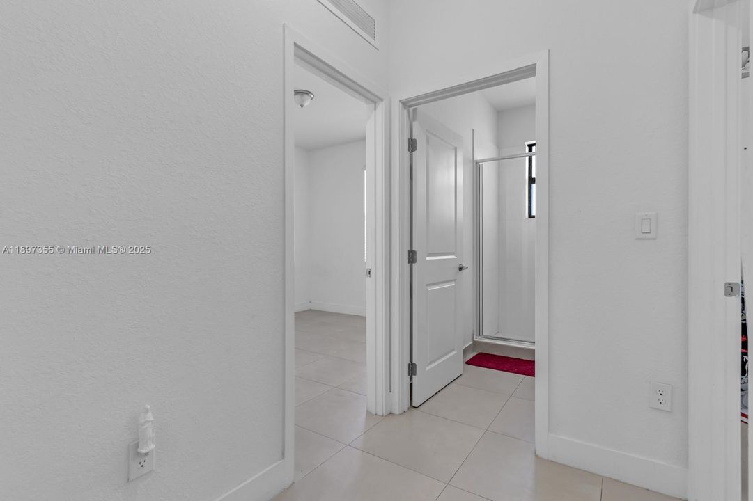 Active With Contract: $750,000 (4 beds, 3 baths, 2088 Square Feet)