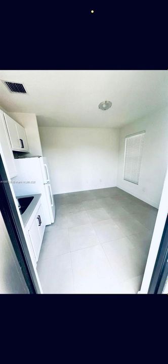 Active With Contract: $750,000 (4 beds, 3 baths, 2088 Square Feet)