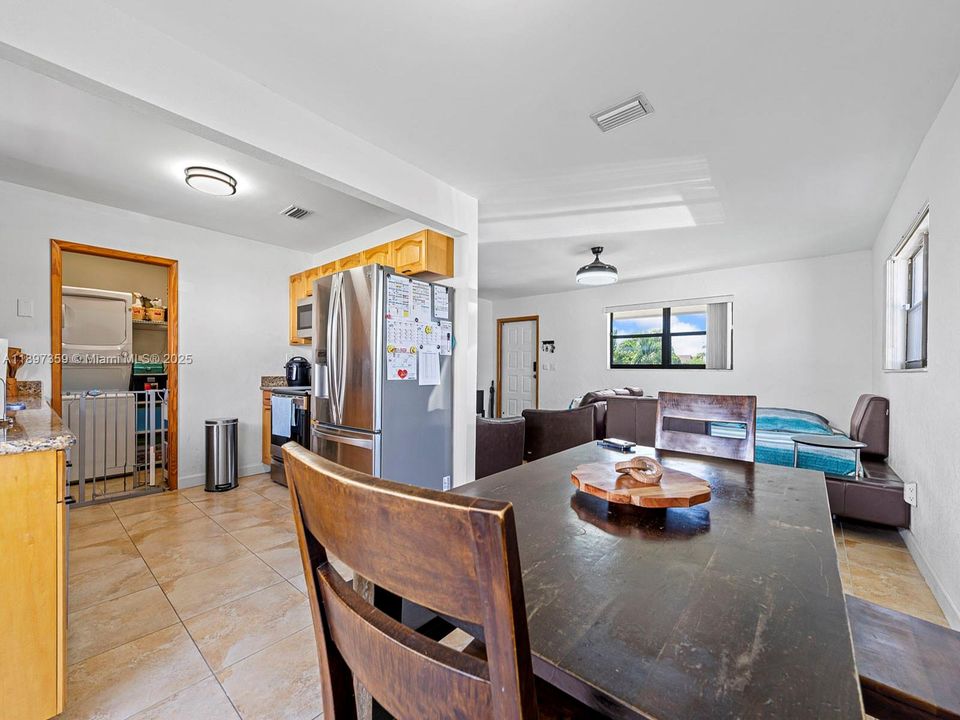 Active With Contract: $459,000 (3 beds, 2 baths, 1150 Square Feet)