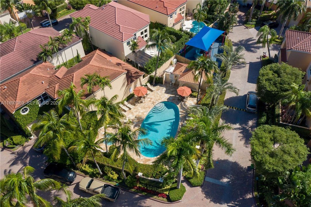На продажу: $1,995,000 (3 спален, 3 ванн, 2740 Квадратных фут)