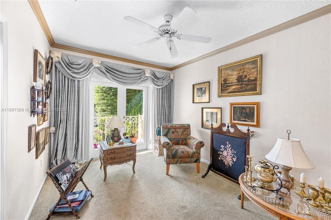 Master Bed Sitting Area