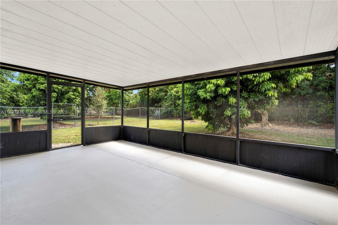 screened covered terrace