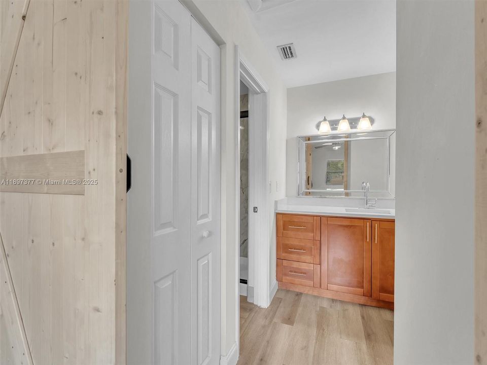 For Sale: $378,999 (3 beds, 2 baths, 1547 Square Feet)