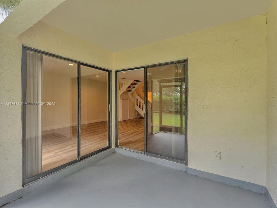 For Sale: $378,999 (3 beds, 2 baths, 1547 Square Feet)