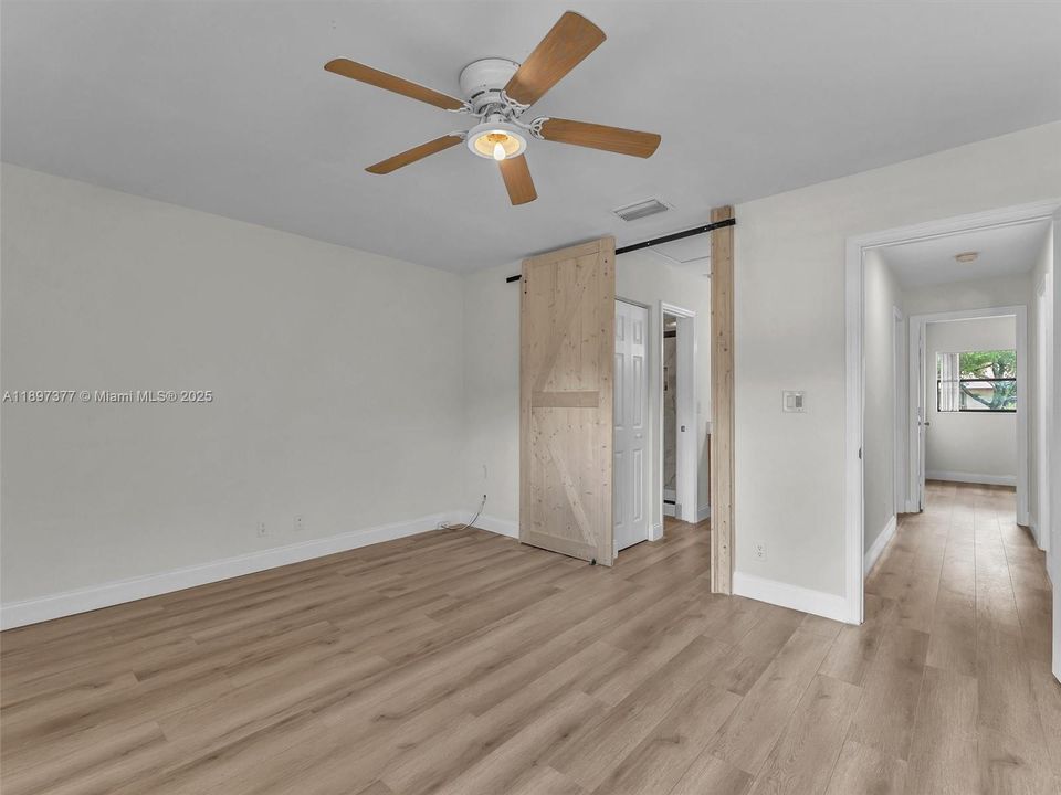 For Sale: $378,999 (3 beds, 2 baths, 1547 Square Feet)