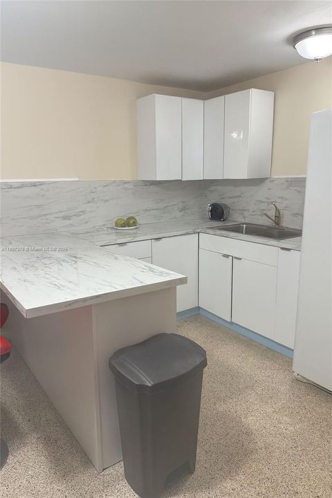 На продажу: $685,000 (4 спален, 2 ванн, 0 Квадратных фут)