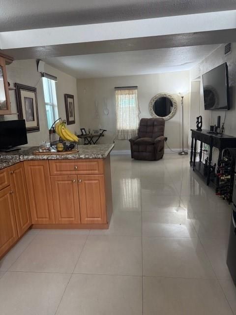 На продажу: $685,000 (4 спален, 2 ванн, 0 Квадратных фут)