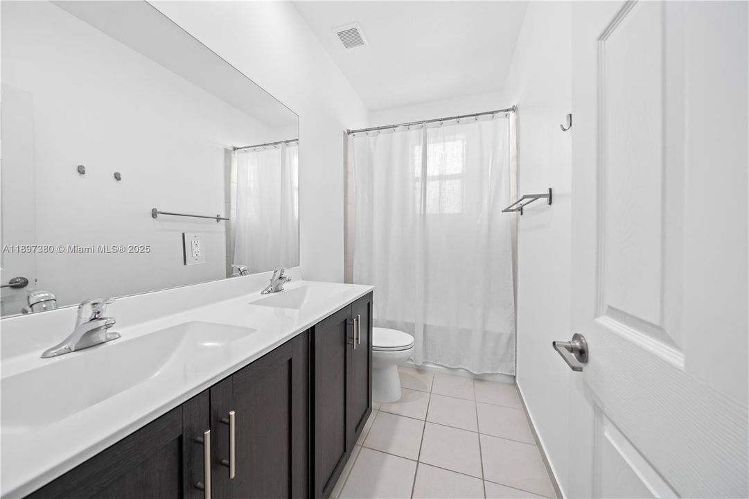 Active With Contract: $795,000 (4 beds, 2 baths, 2012 Square Feet)