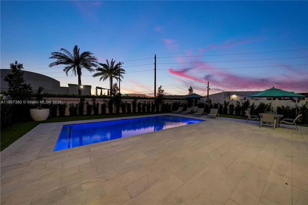 Active With Contract: $795,000 (4 beds, 2 baths, 2012 Square Feet)