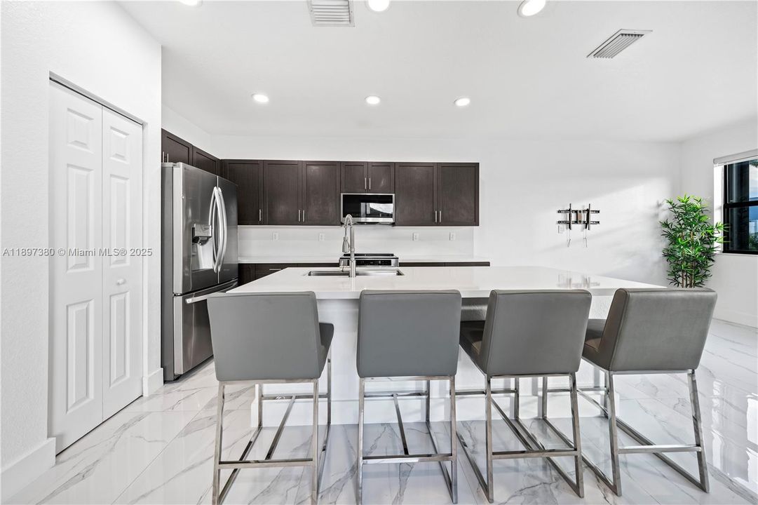 Active With Contract: $795,000 (4 beds, 2 baths, 2012 Square Feet)