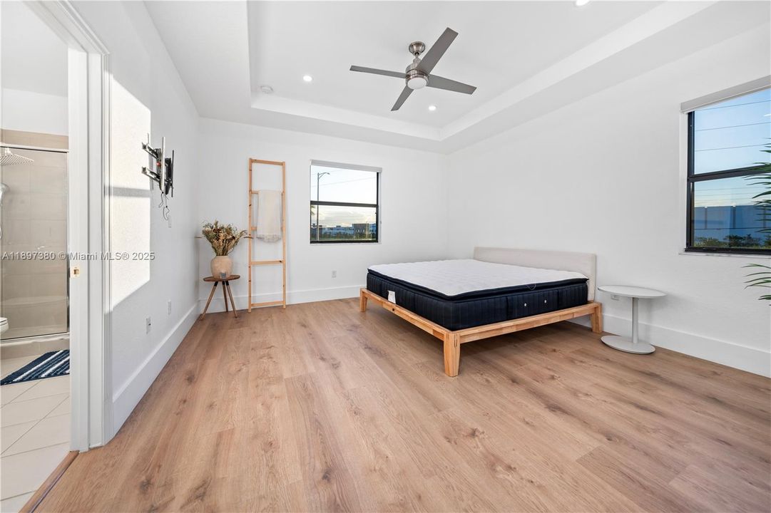 Active With Contract: $795,000 (4 beds, 2 baths, 2012 Square Feet)