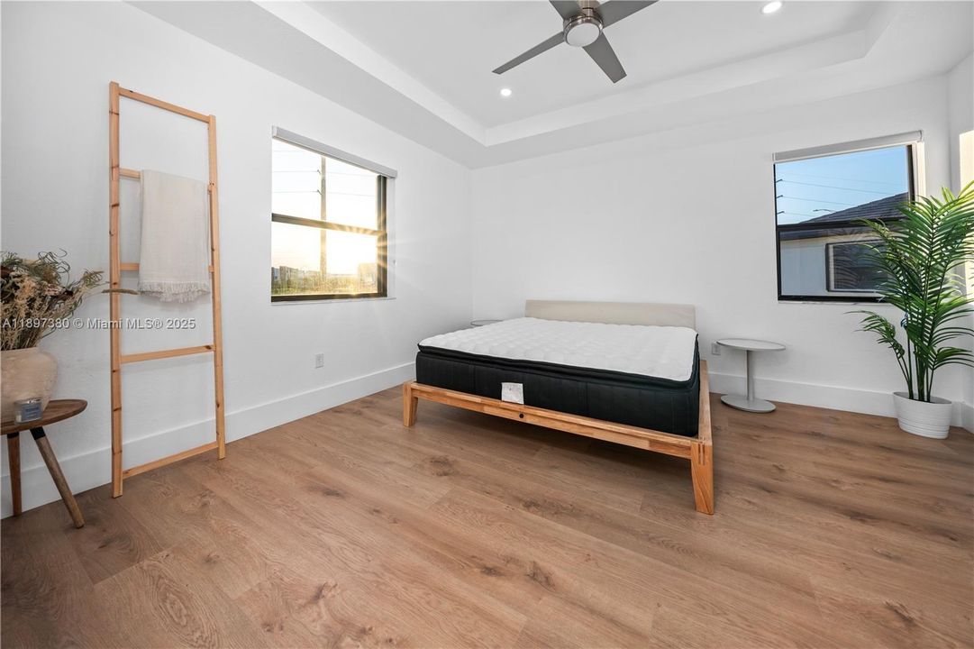 Active With Contract: $795,000 (4 beds, 2 baths, 2012 Square Feet)