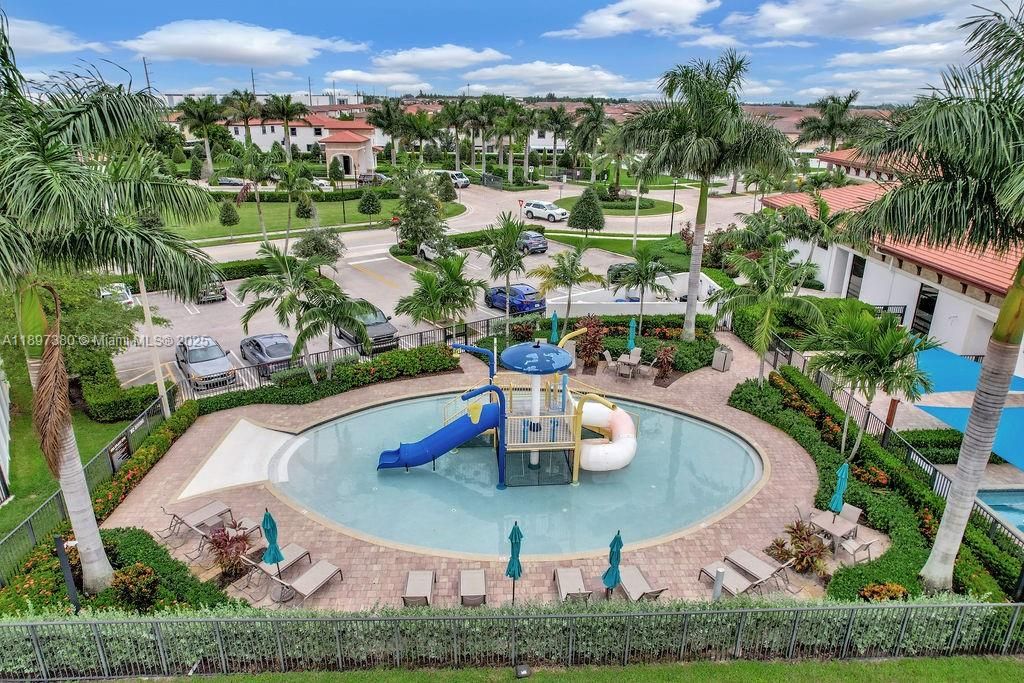 Active With Contract: $795,000 (4 beds, 2 baths, 2012 Square Feet)