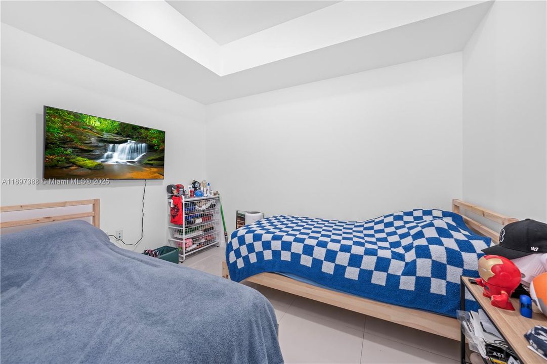 На продажу: $345,000 (1 спален, 2 ванн, 989 Квадратных фут)