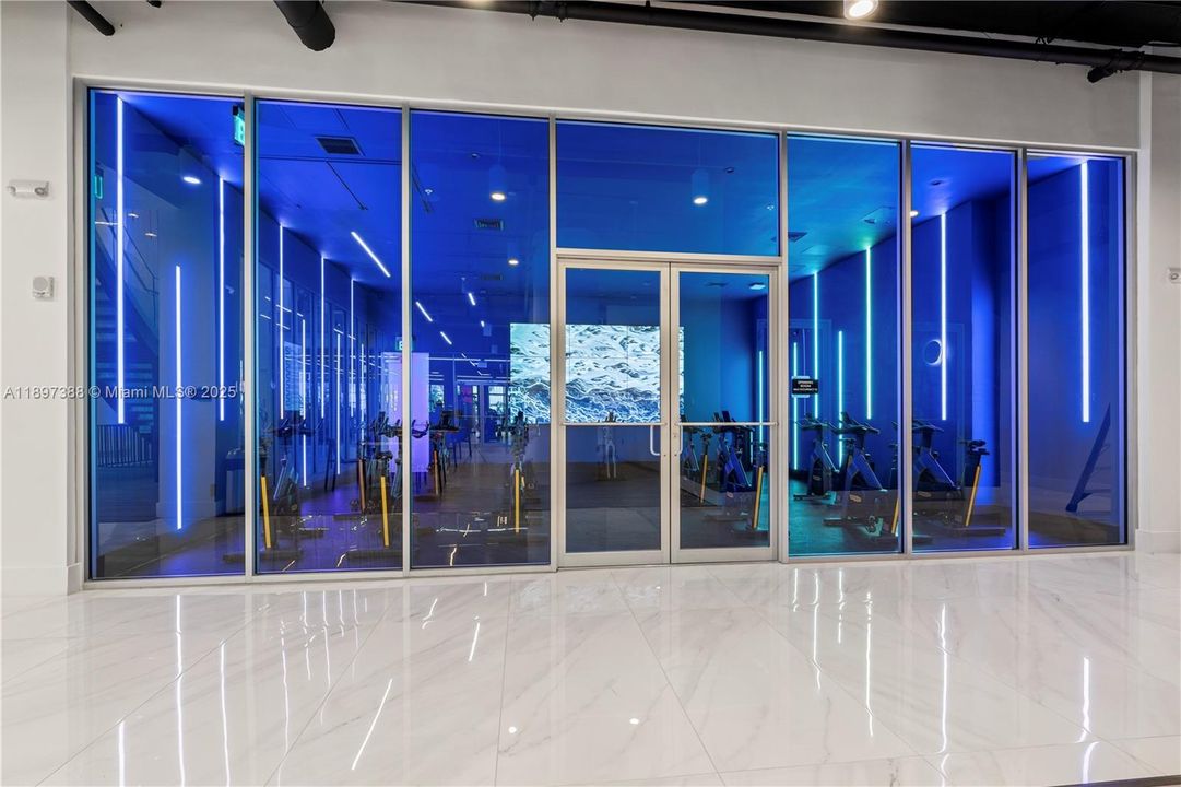 На продажу: $345,000 (1 спален, 2 ванн, 989 Квадратных фут)