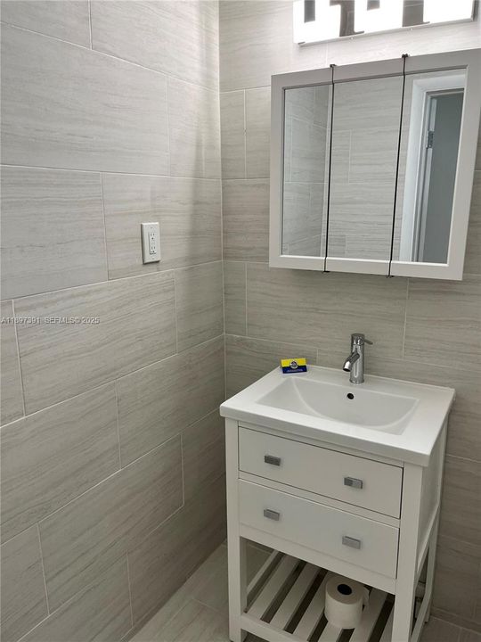 For Sale: $599,000 (3 beds, 2 baths, 1694 Square Feet)