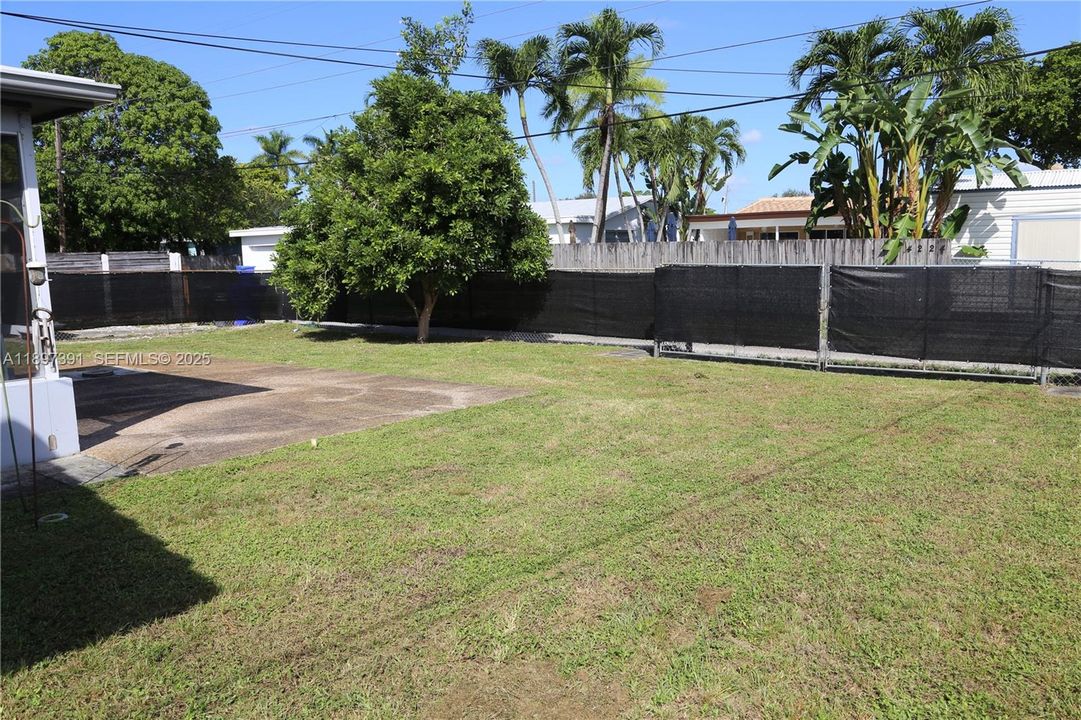 For Sale: $599,000 (3 beds, 2 baths, 1694 Square Feet)