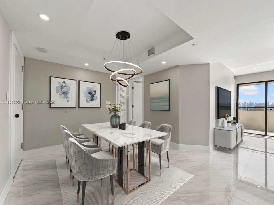 For Sale: $475,000 (2 beds, 2 baths, 960 Square Feet)